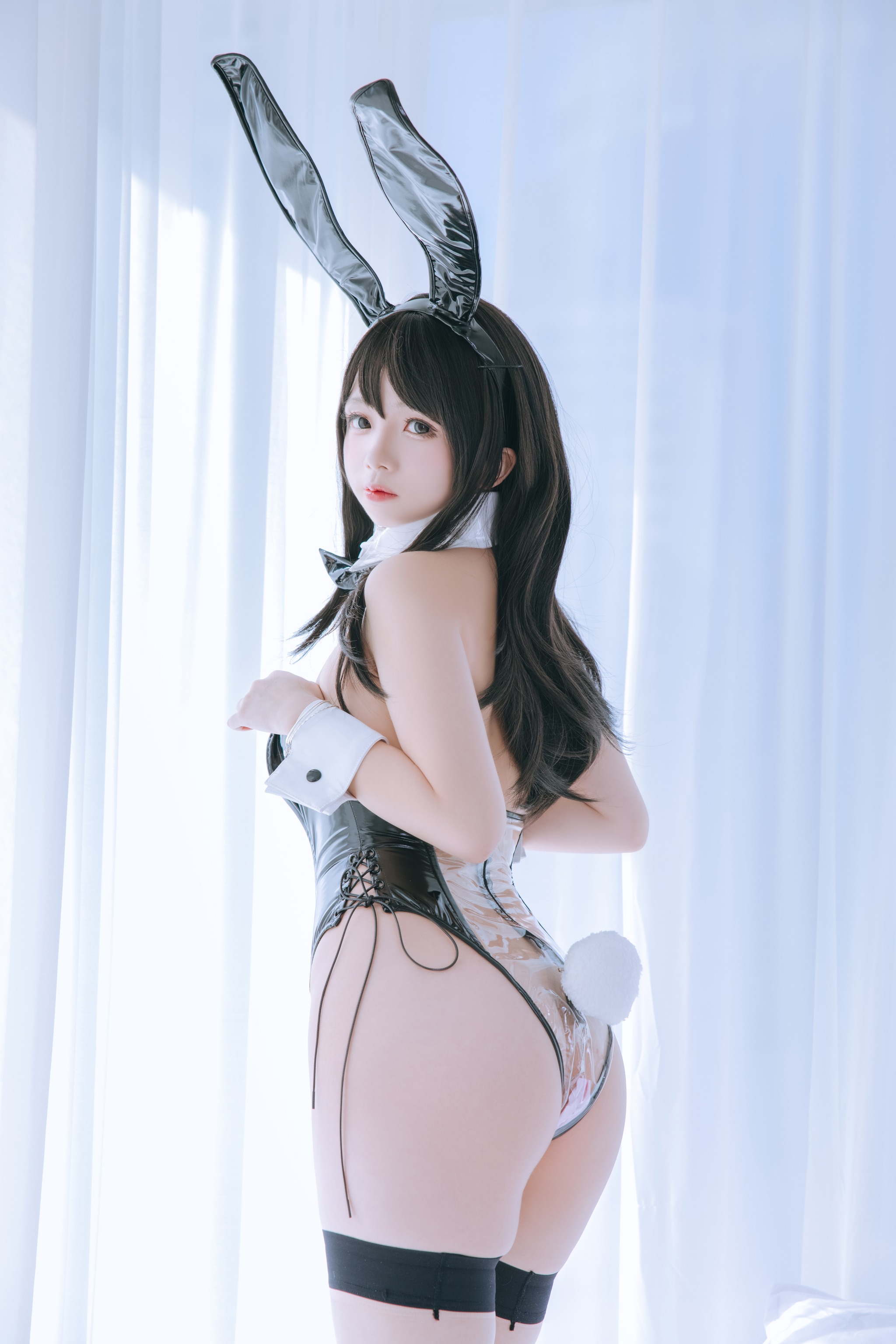 日奈娇 – NO.047 透明兔女郎 [60P]-XikXak